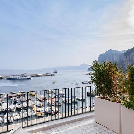 Capri Marina Suite Exterior photo