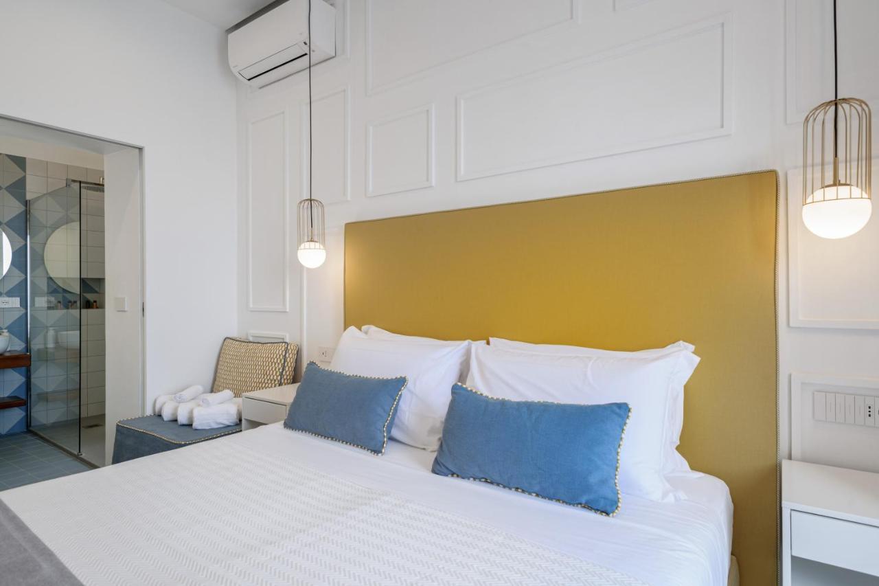 Capri Marina Suite Exterior photo