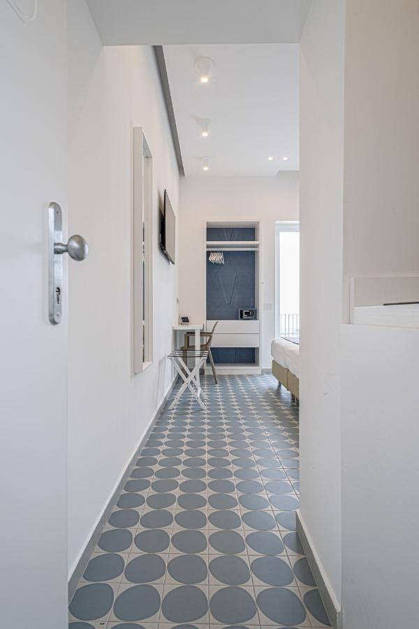 Capri Marina Suite Exterior photo
